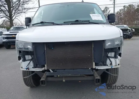 2023 Chevrolet Express Cargo Rwd 2500 Regular Wheelbase Wt from USA, damaged, VIN 1GCWGAFP8P1135697